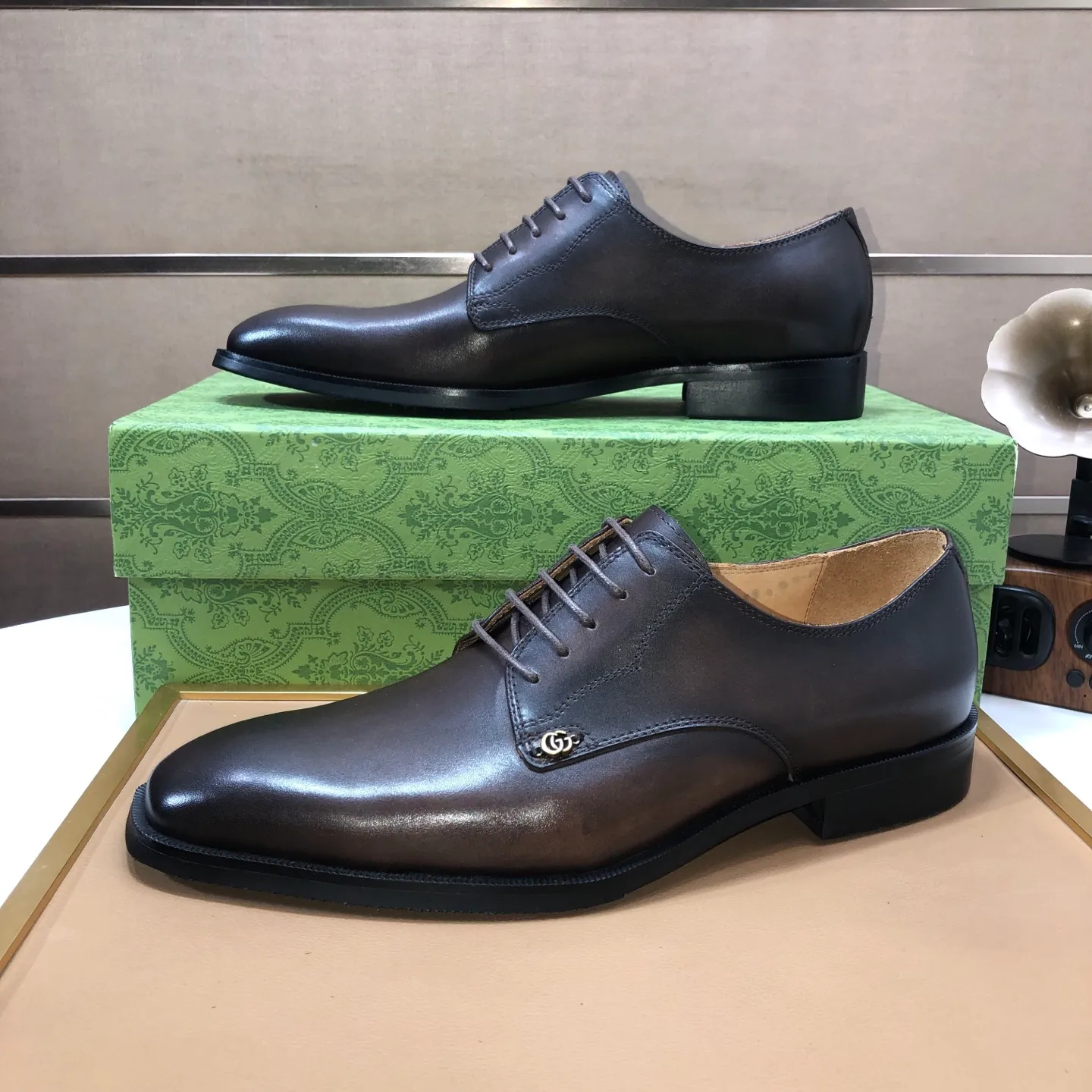 Men's shoes 💰580💰[GUCCI—Gucci] The latest high-end version of Gucci. Official website new model. Available at the same time at counters, the uppers are made of original cowhide imported from Italy/matched with the original special material splicing design concept; "highlight, high-end, grade, extravagance" and exquisite workmanship (original mesh fabric) sole: original factory special outsole size (38-45) (custom-made 45 non-returnable)